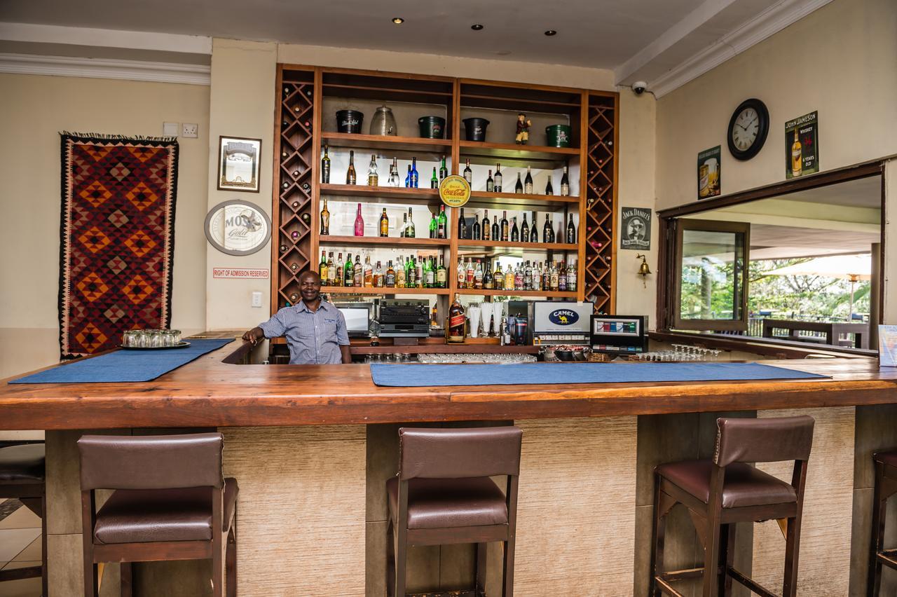 Royal Solwezi Hotel Екстериор снимка