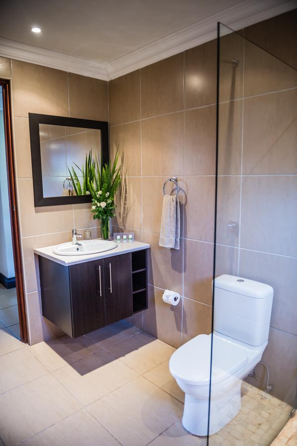 Royal Solwezi Hotel Екстериор снимка